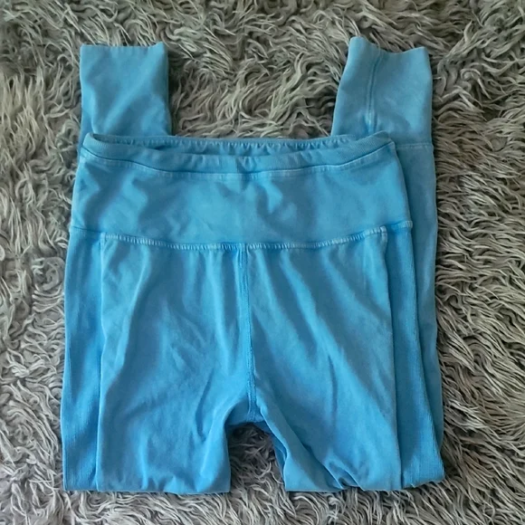 💙 FREE PEOPLE MOVEMENT HOT SHOT LEGGINGS! - Picture 6 of 11